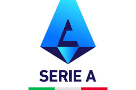 意甲比赛现场示意图，展示意大利顶级职业足球联赛精彩瞬间